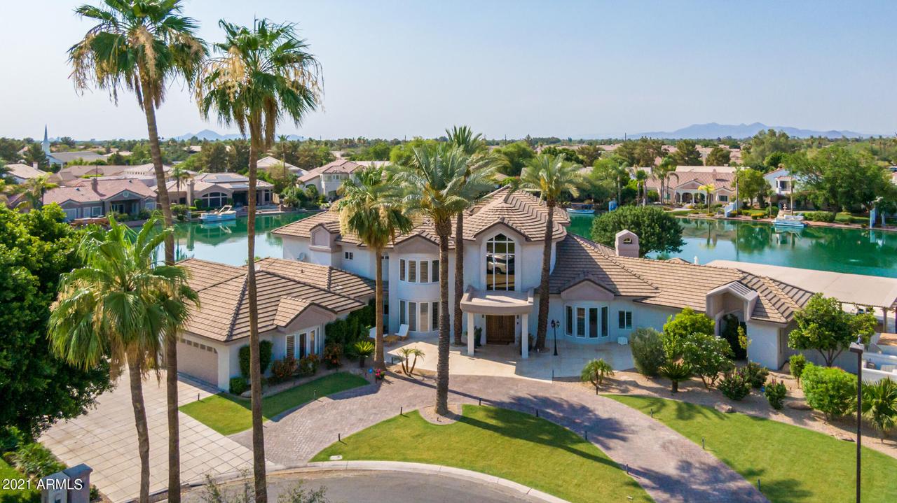 1502 E Treasure Cove Dr., Gilbert, AZ 85234