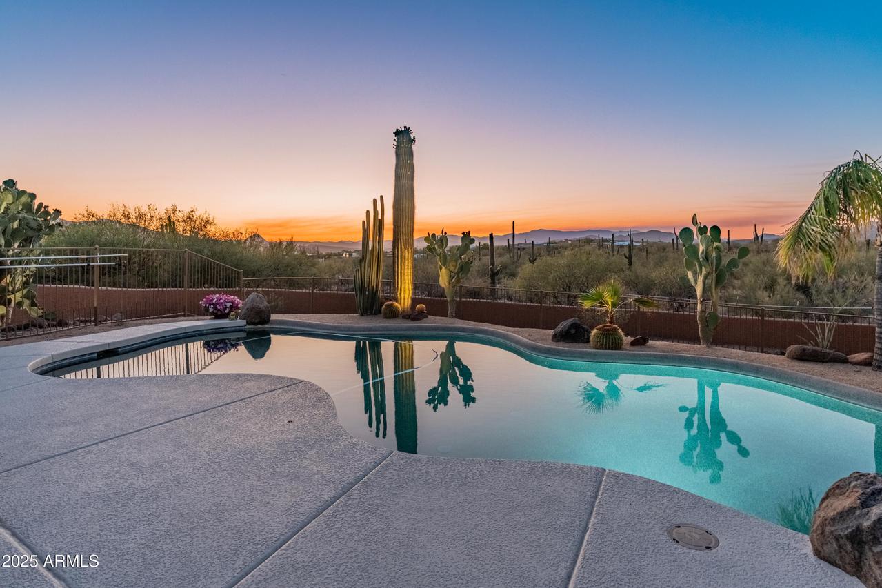 43638 N 22nd St., New River, AZ 85087