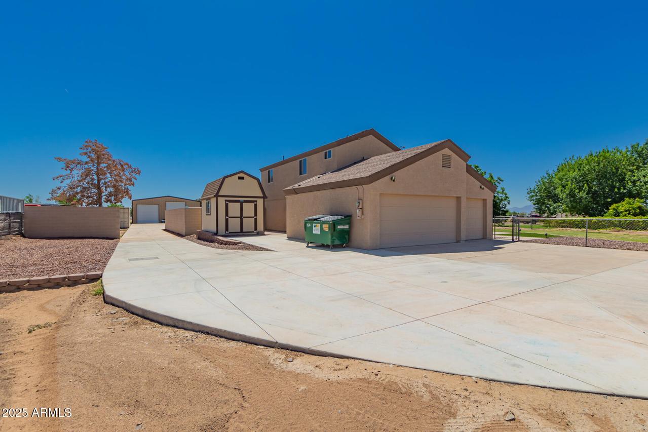 7765 N 175th Ave., Waddell, AZ 85355
