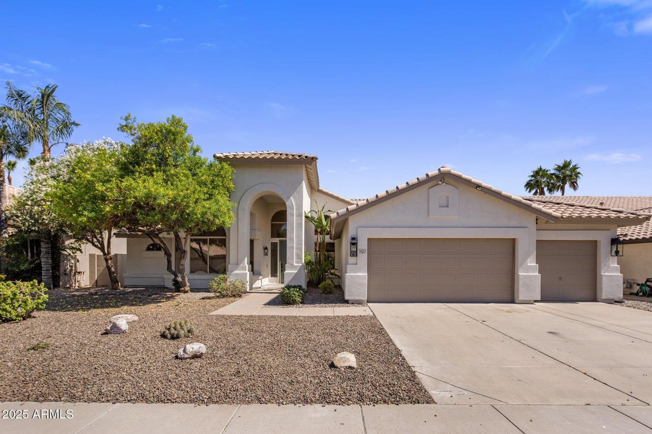 5520 E Muriel Dr., Scottsdale, AZ 85254