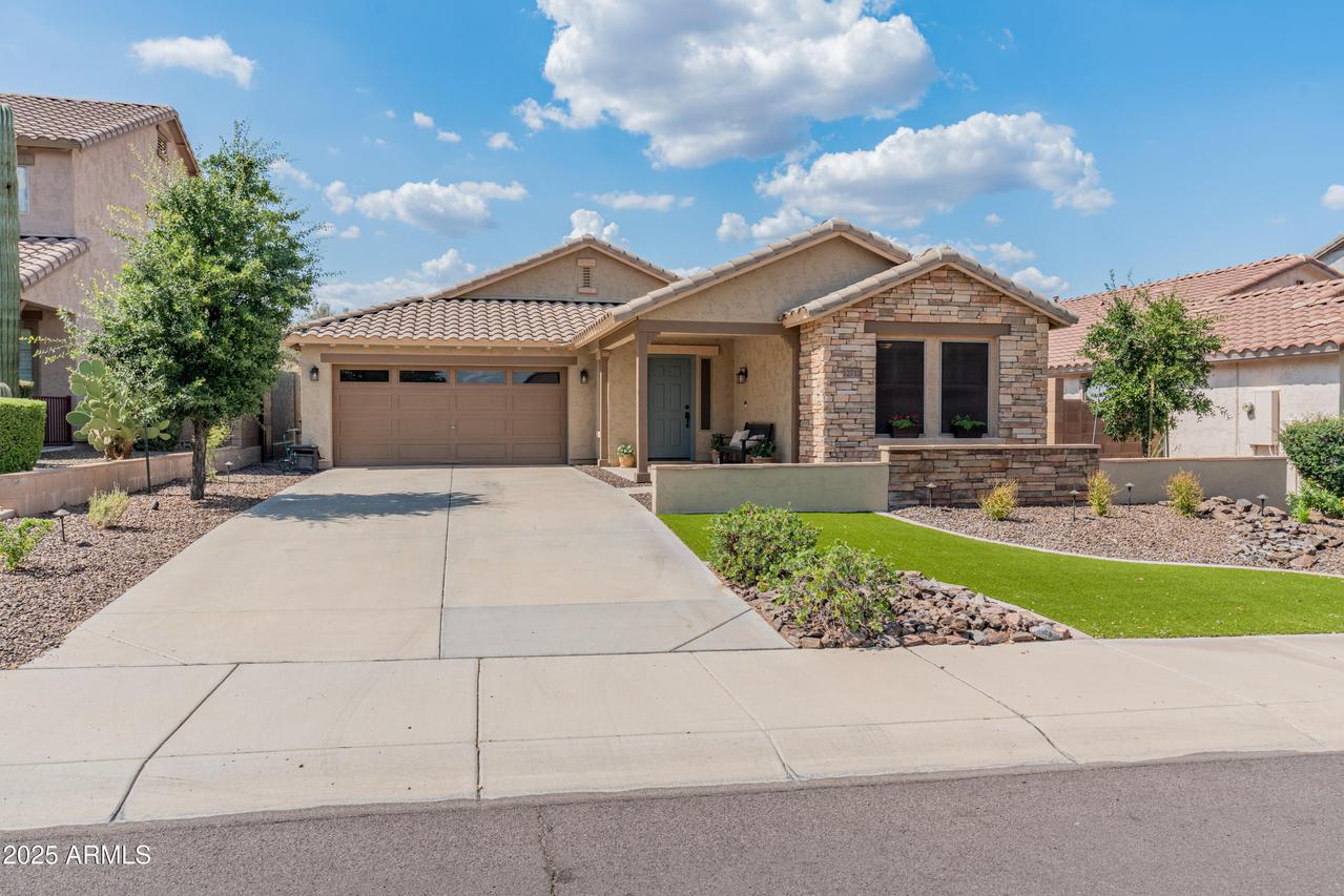12712 W Milton Dr., Peoria, AZ 85383