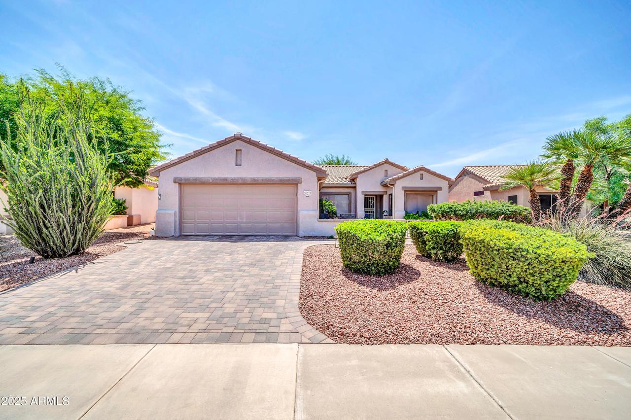 20215 N Mariposa Way, Surprise, AZ 85374