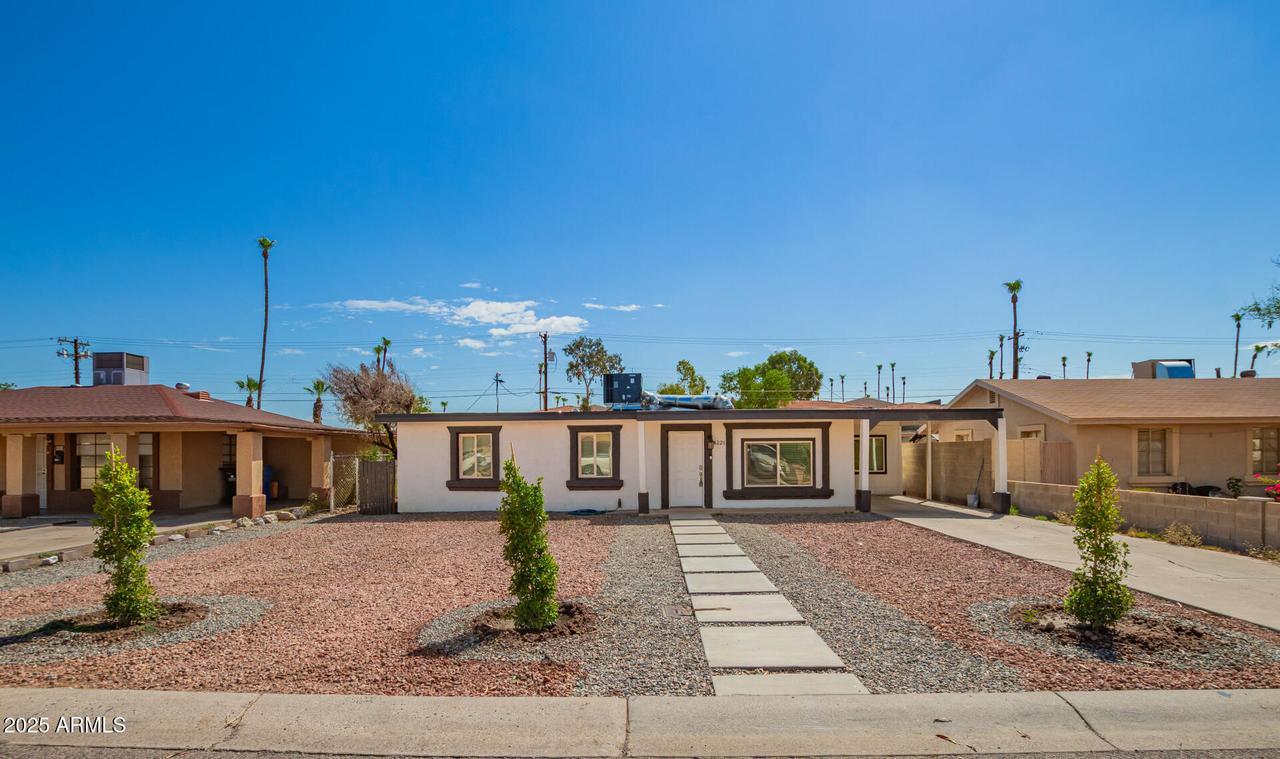 4221 N 33rd Dr., Phoenix, AZ 85017