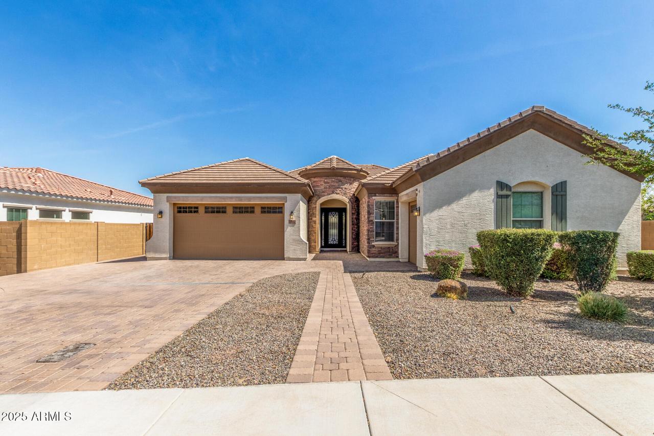 1342 E Milada Dr., Phoenix, AZ 85042