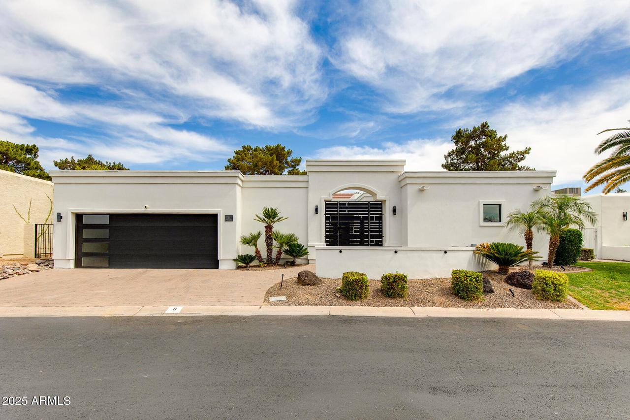 2737 E Arizona Biltmore Cir. #8, Phoenix, AZ 85016