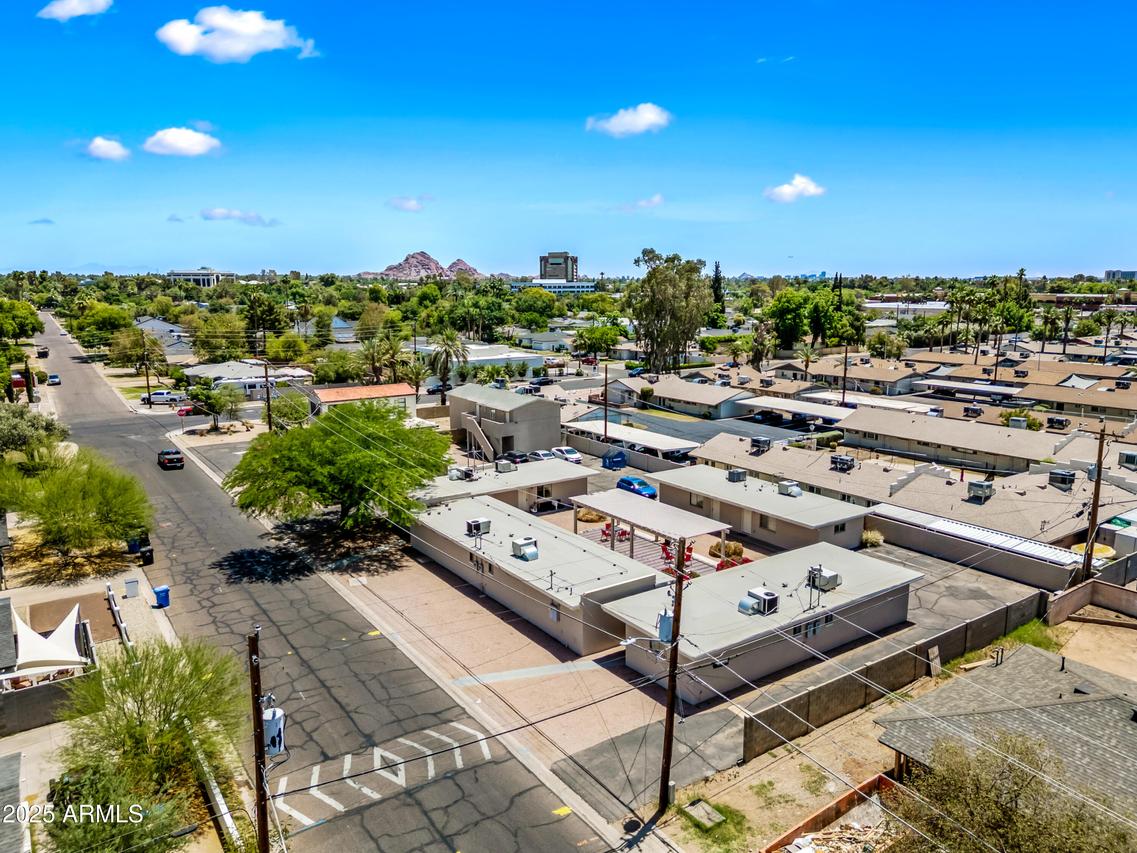 3949 E Earll Dr., Phoenix, AZ 85018