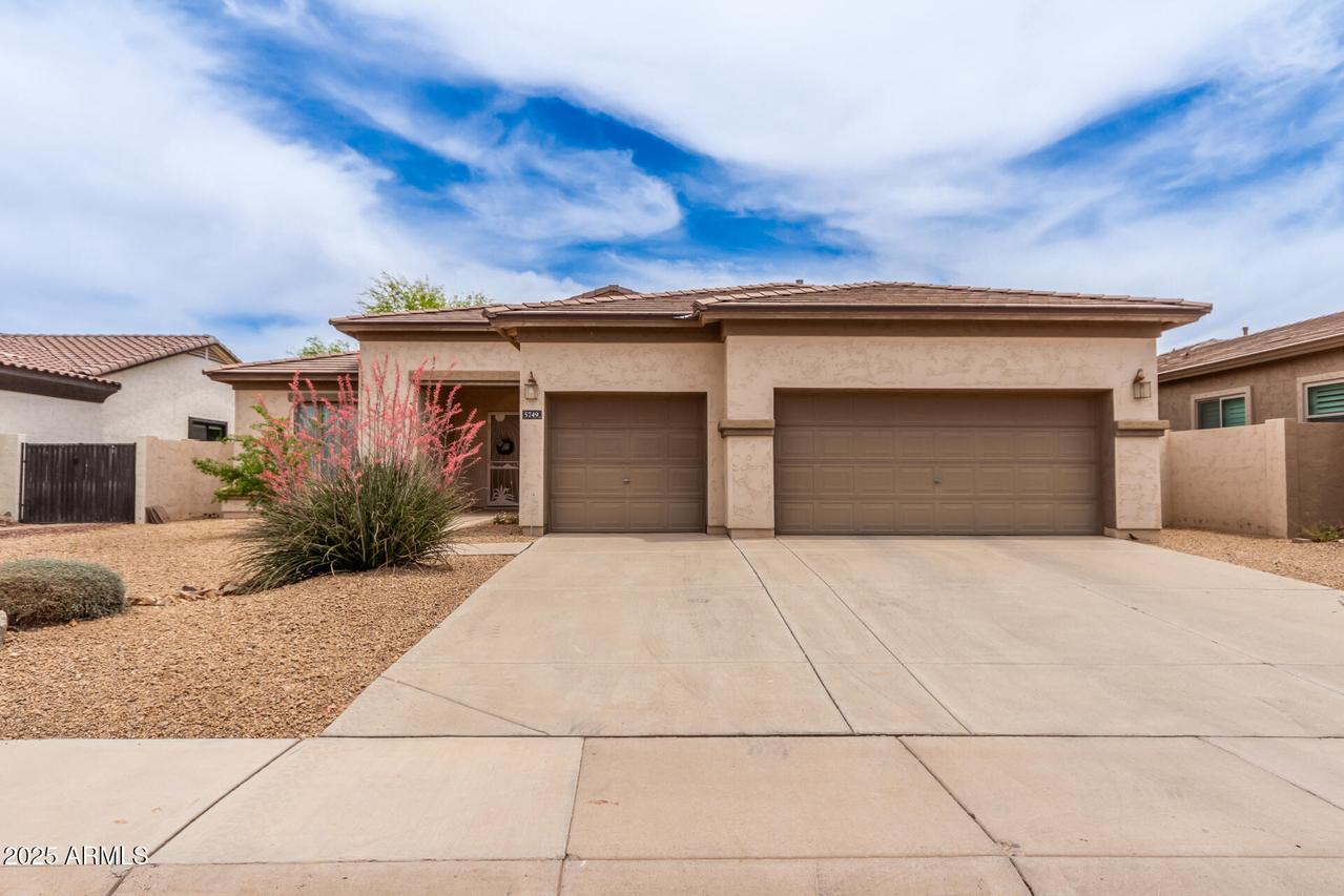 5749 S Dragoon Dr., Chandler, AZ 85249