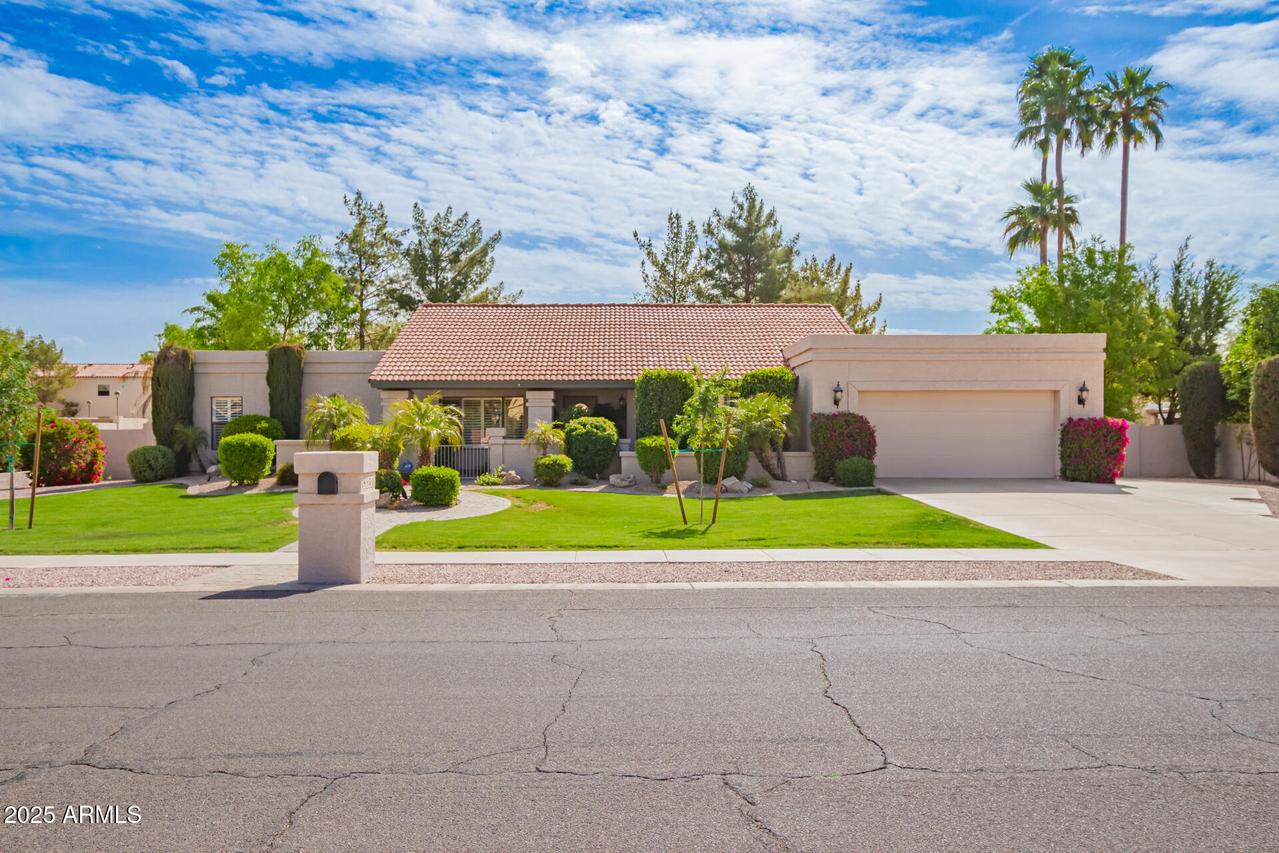 8851 S Juniper St., Tempe, AZ 85284