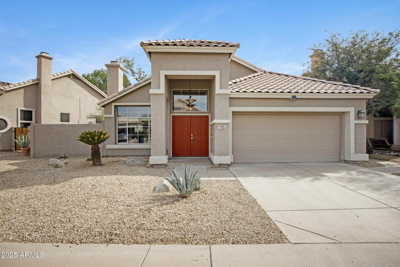 115 W El Freda Rd., Tempe, AZ 85284