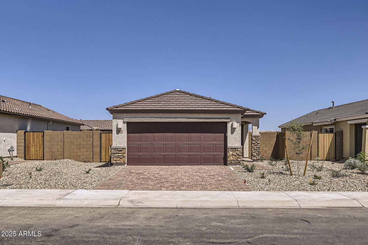 25109 N 174th Ln., Surprise, AZ 85387