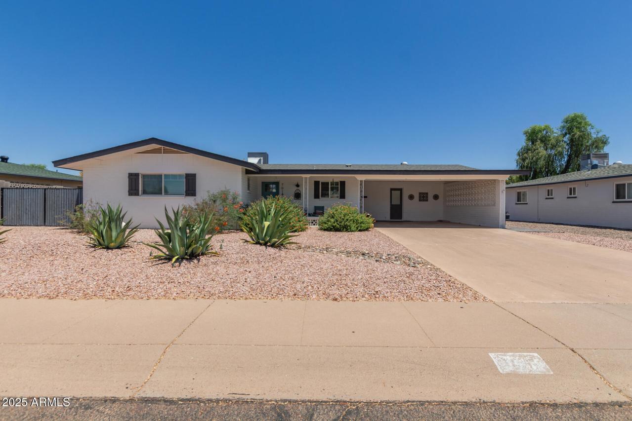 701 N 55th Pl., Mesa, AZ 85205