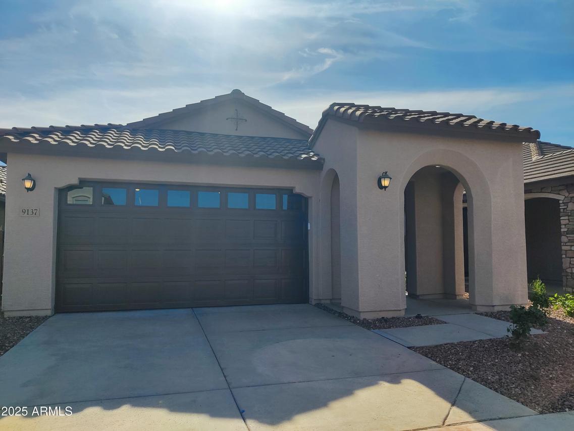 9137 W Sells Dr., Phoenix, AZ 85037