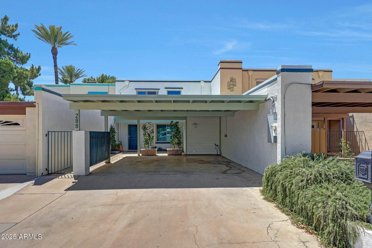 288 Laguna Dr., Litchfield Park, AZ 85340