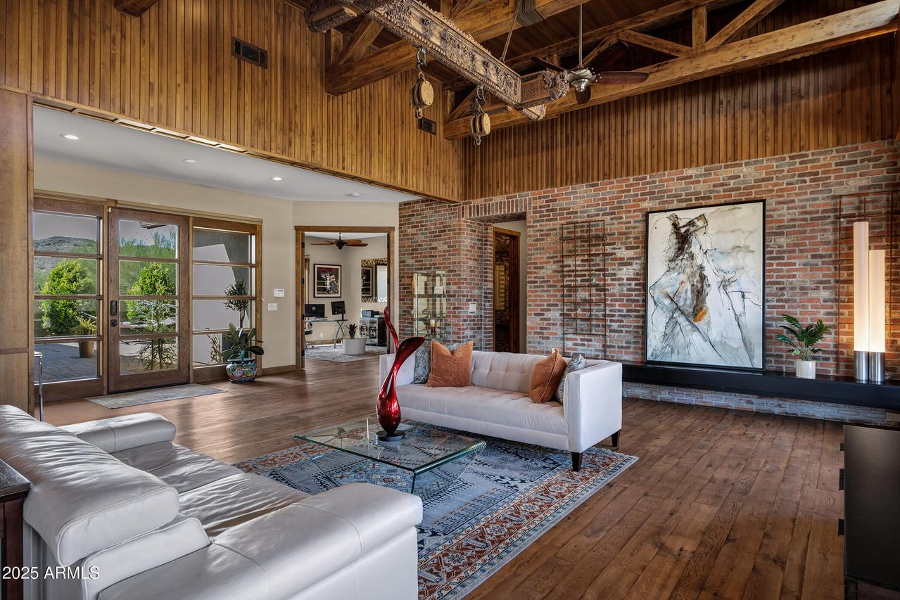 11404 S 38th Ave., Laveen, AZ 85339