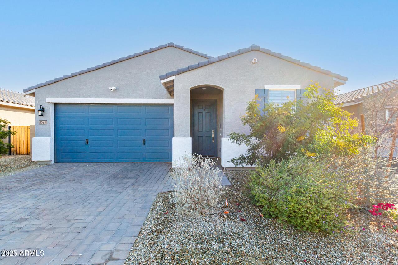 1523 S 223rd Dr., Buckeye, AZ 85326