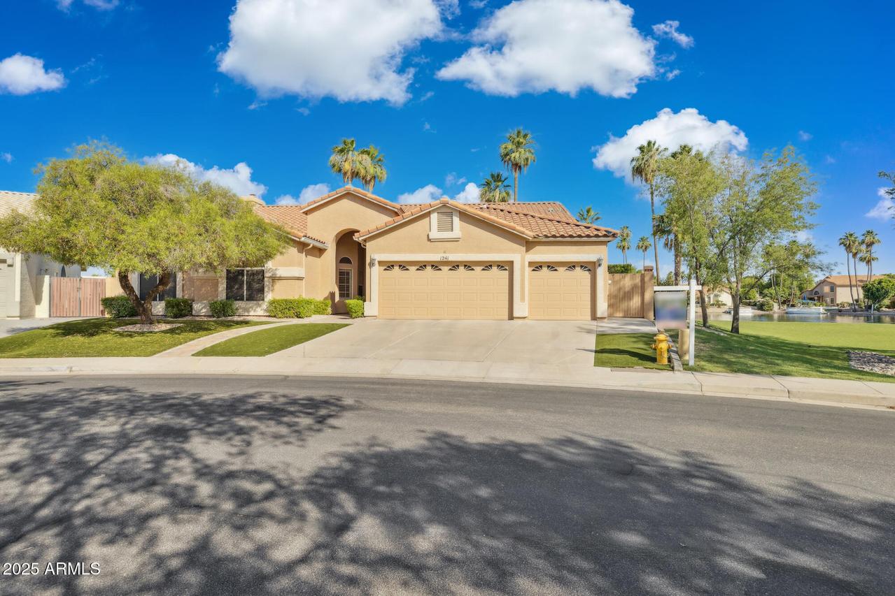 1241 W Lobster Trap Dr., Gilbert, AZ 85233