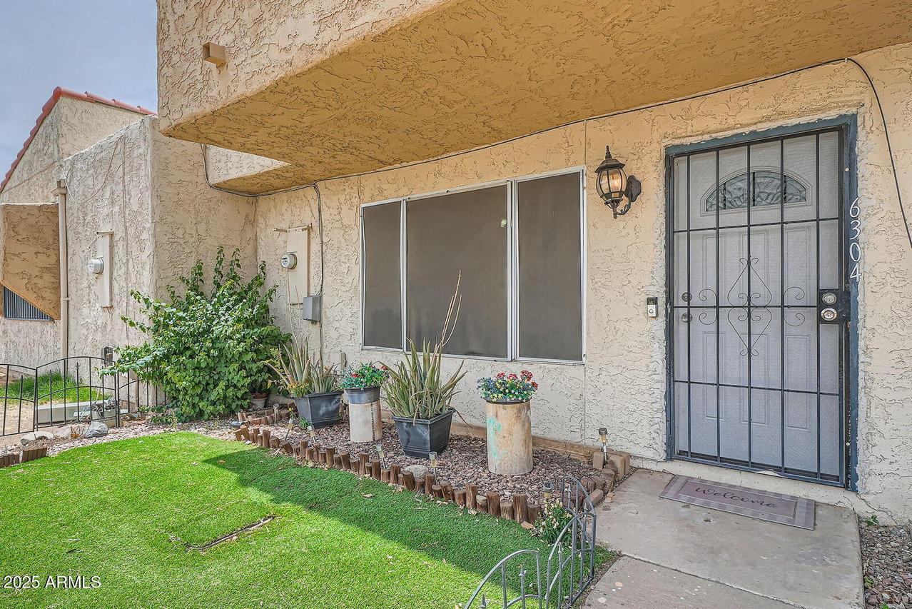 6304 N 47th Ave., Glendale, AZ 85301