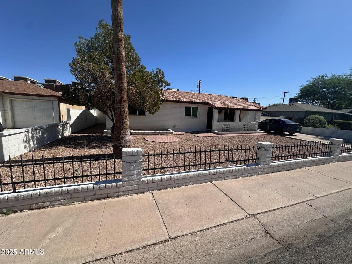 1408 E Orange St., Tempe, AZ 85281