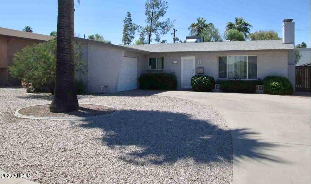 135 E Ellis Dr., Tempe, AZ 85282