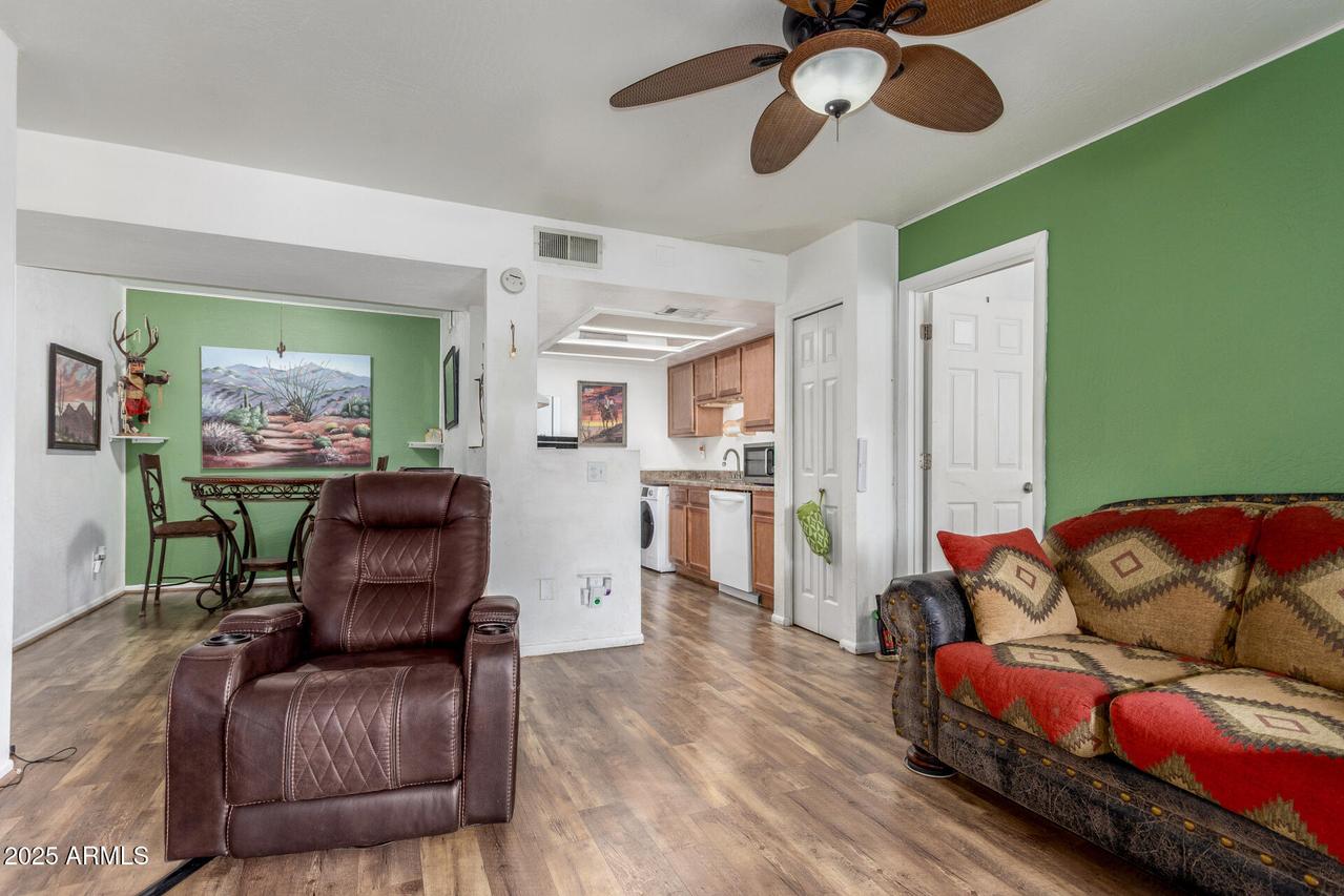 16602 N 25th St. #204, Phoenix, AZ 85032