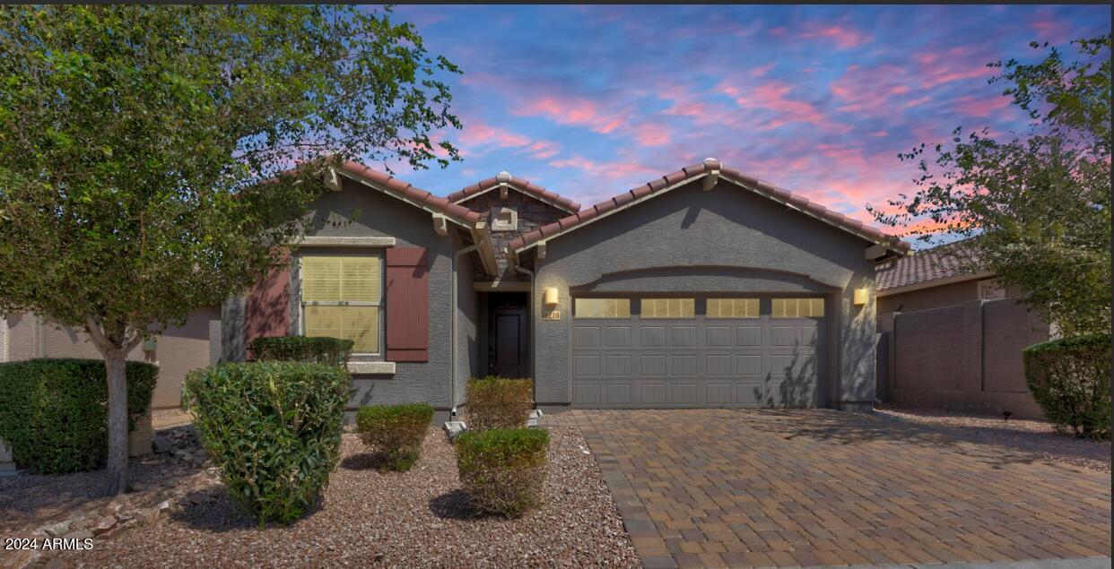4218 W Palace Station Rd., New River, AZ 85087
