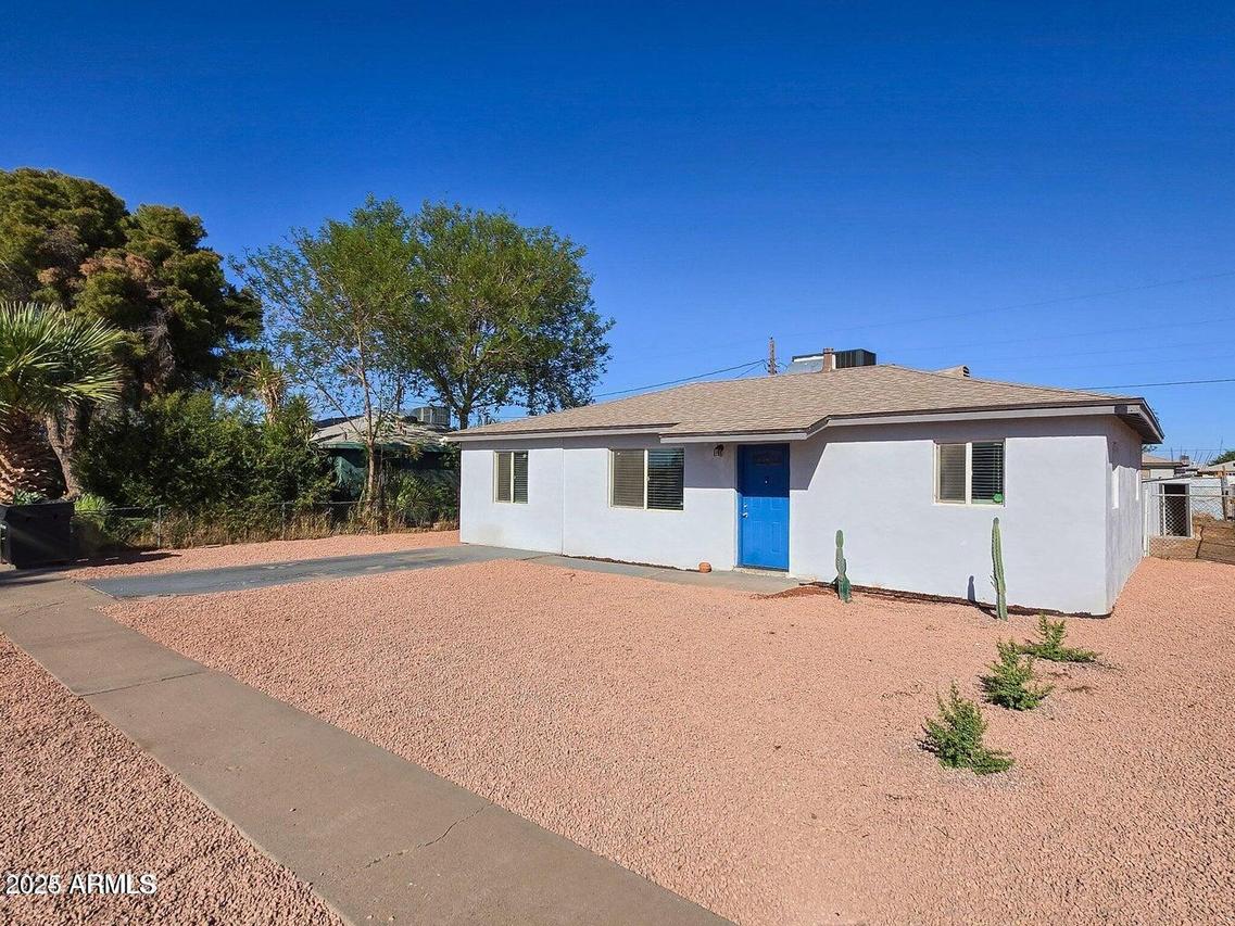 5011 S 20th Pl., Phoenix, AZ 85040
