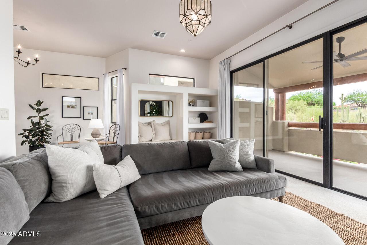 12642 N Mountainside Dr. #B, Fountain Hills, AZ 85268