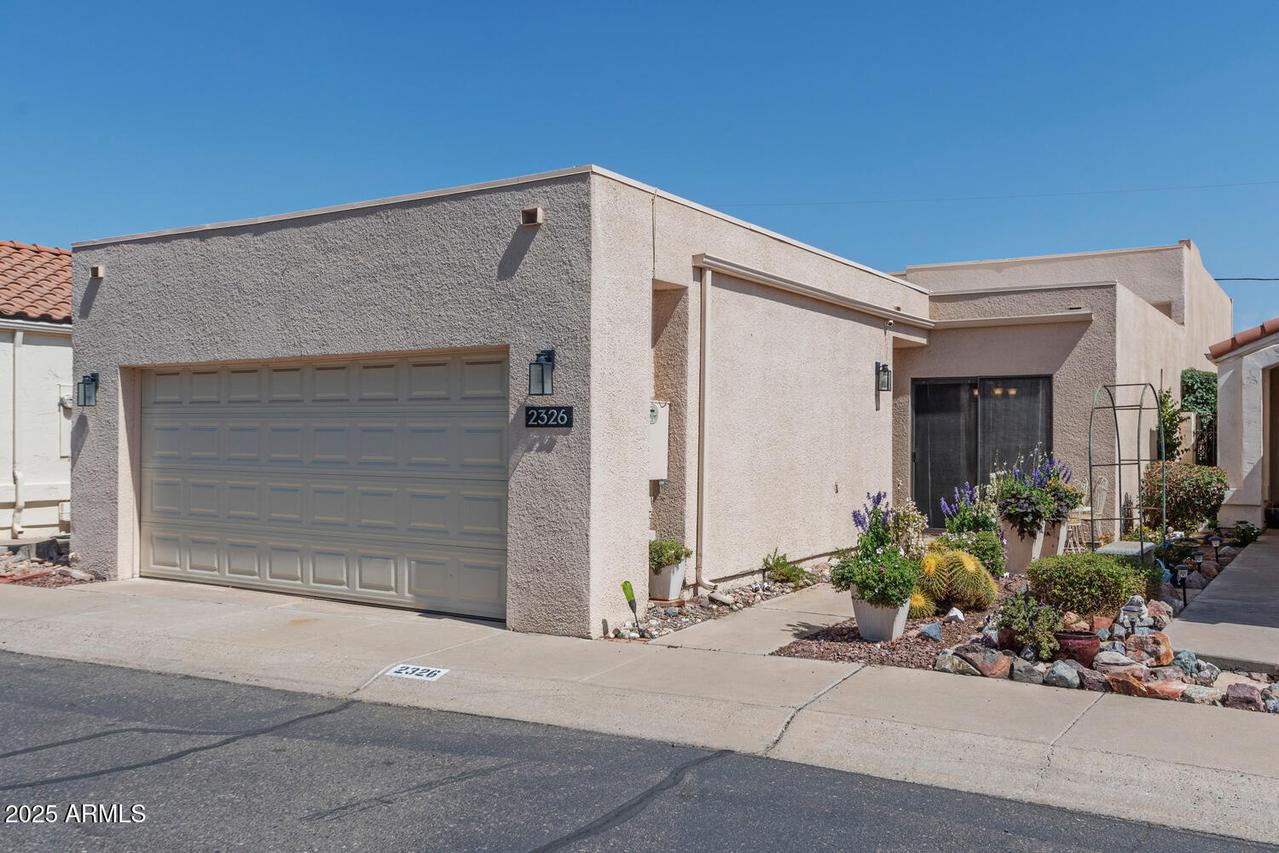 2326 E Evans Dr., Phoenix, AZ 85022
