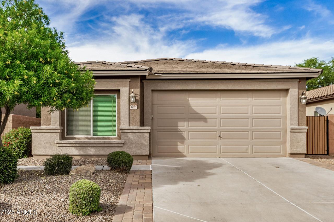1008 W Heatherwood St., San Tan Valley, AZ 85140