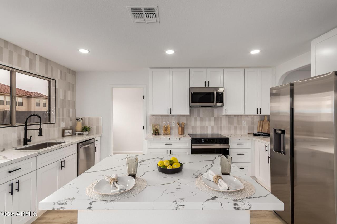 10625 E Bramble Ave., Mesa, AZ 85208