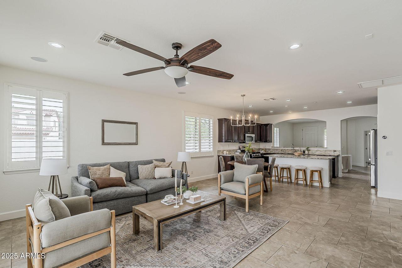 4067 S White Dr., Chandler, AZ 85249