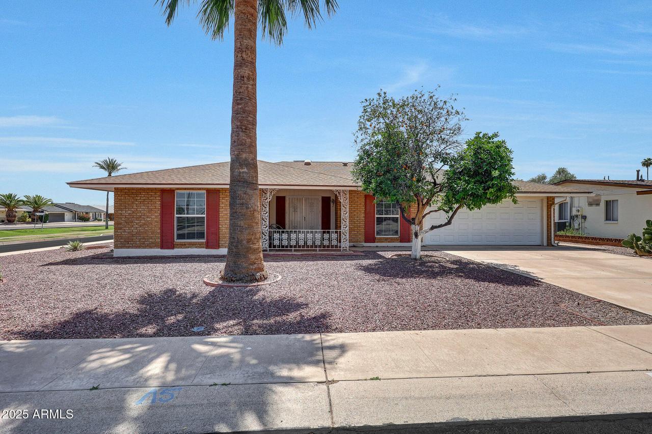 10472 W Wininger Cir., Sun City, AZ 85351
