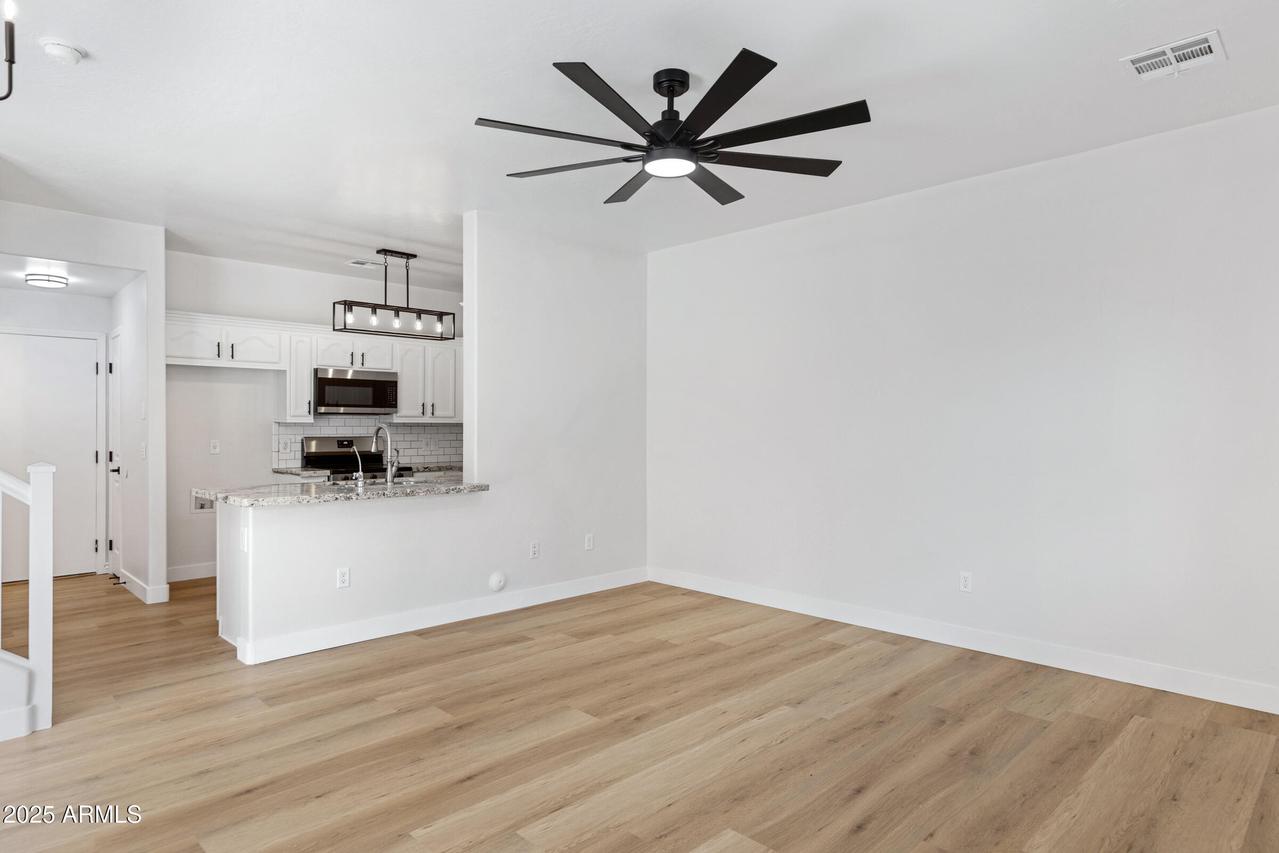 1563 S Longspur Ln., Gilbert, AZ 85296