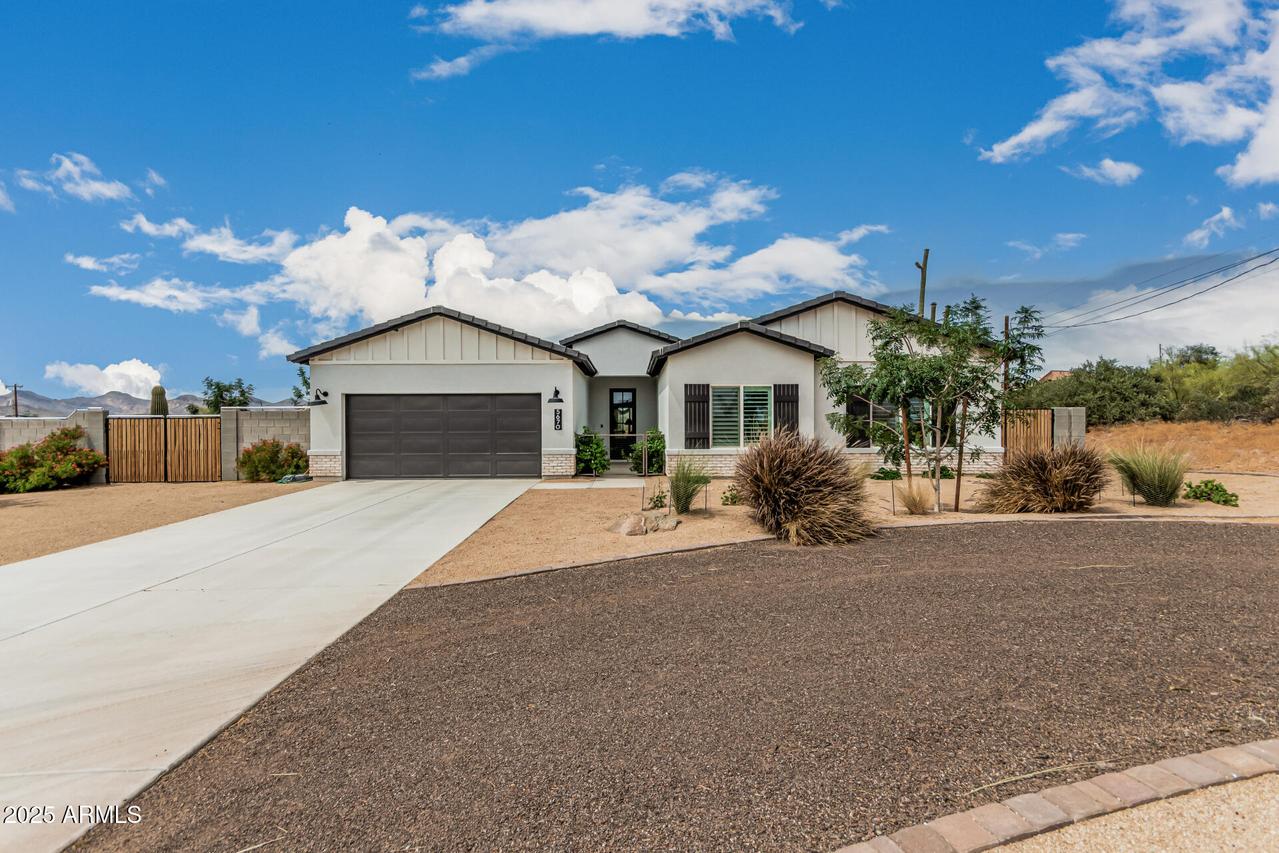 5670 E Singletree St., Apache Junction, AZ 85119