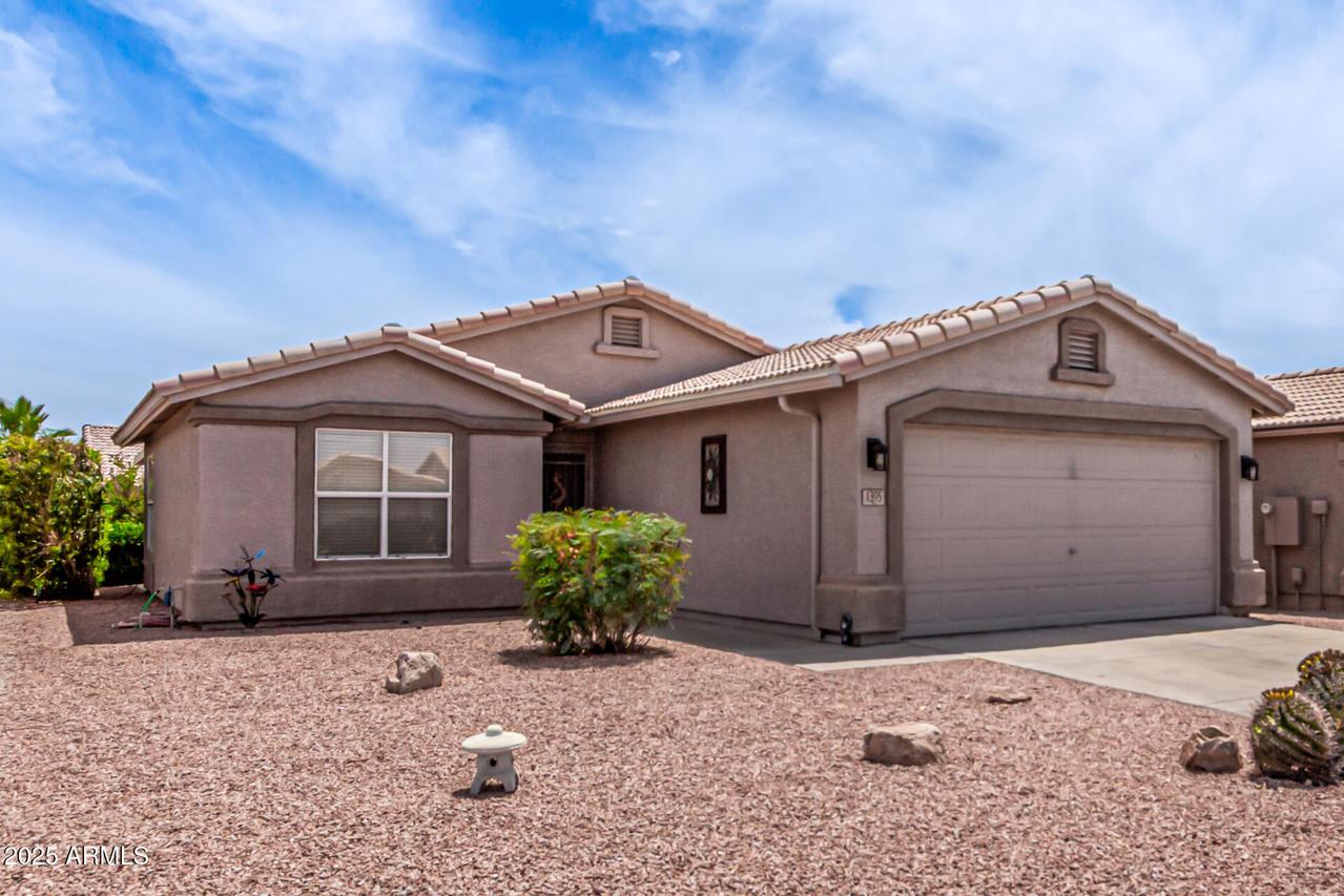 1395 E Runaway Bay Dr., Chandler, AZ 85249