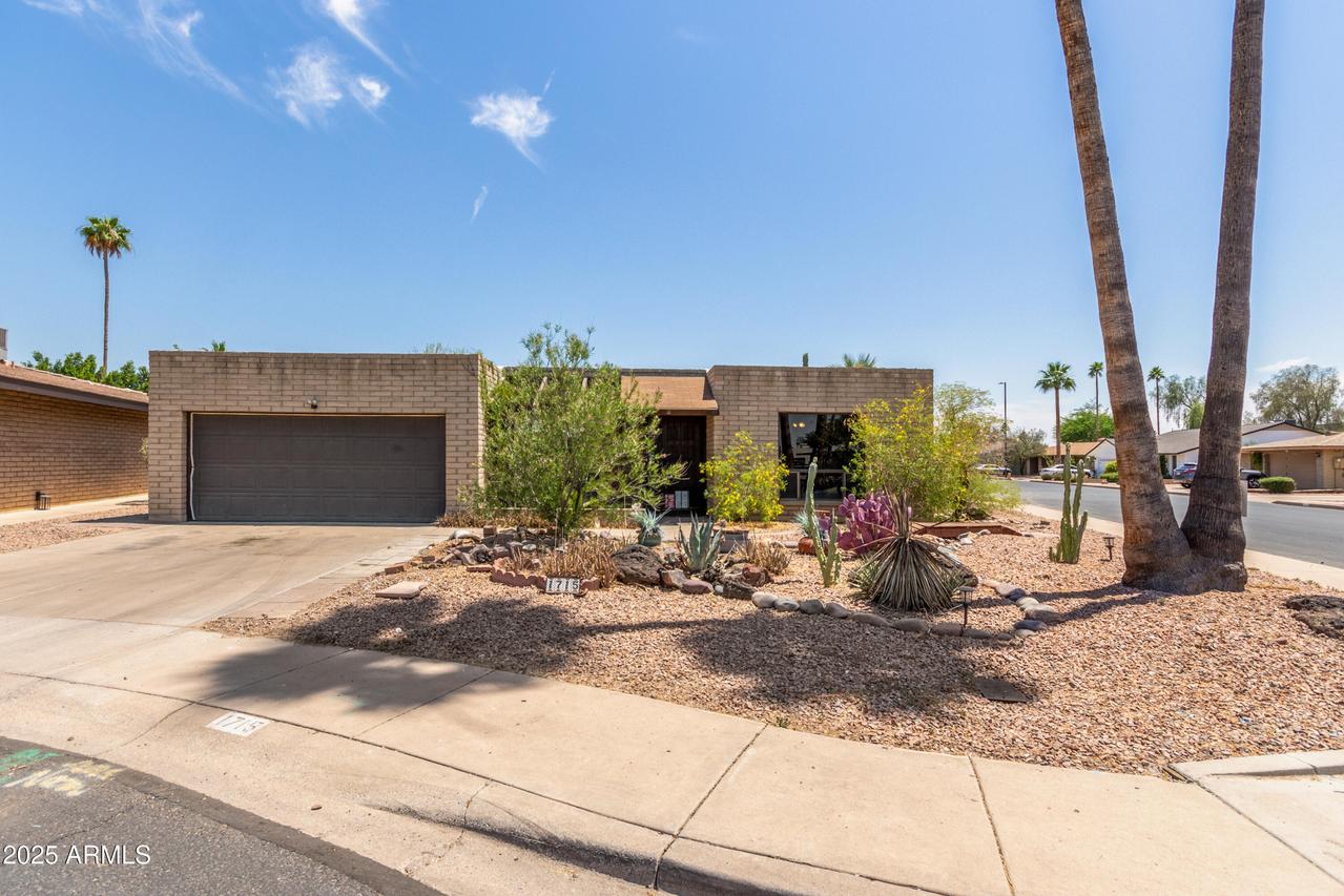 1715 S Cholla St., Mesa, AZ 85202