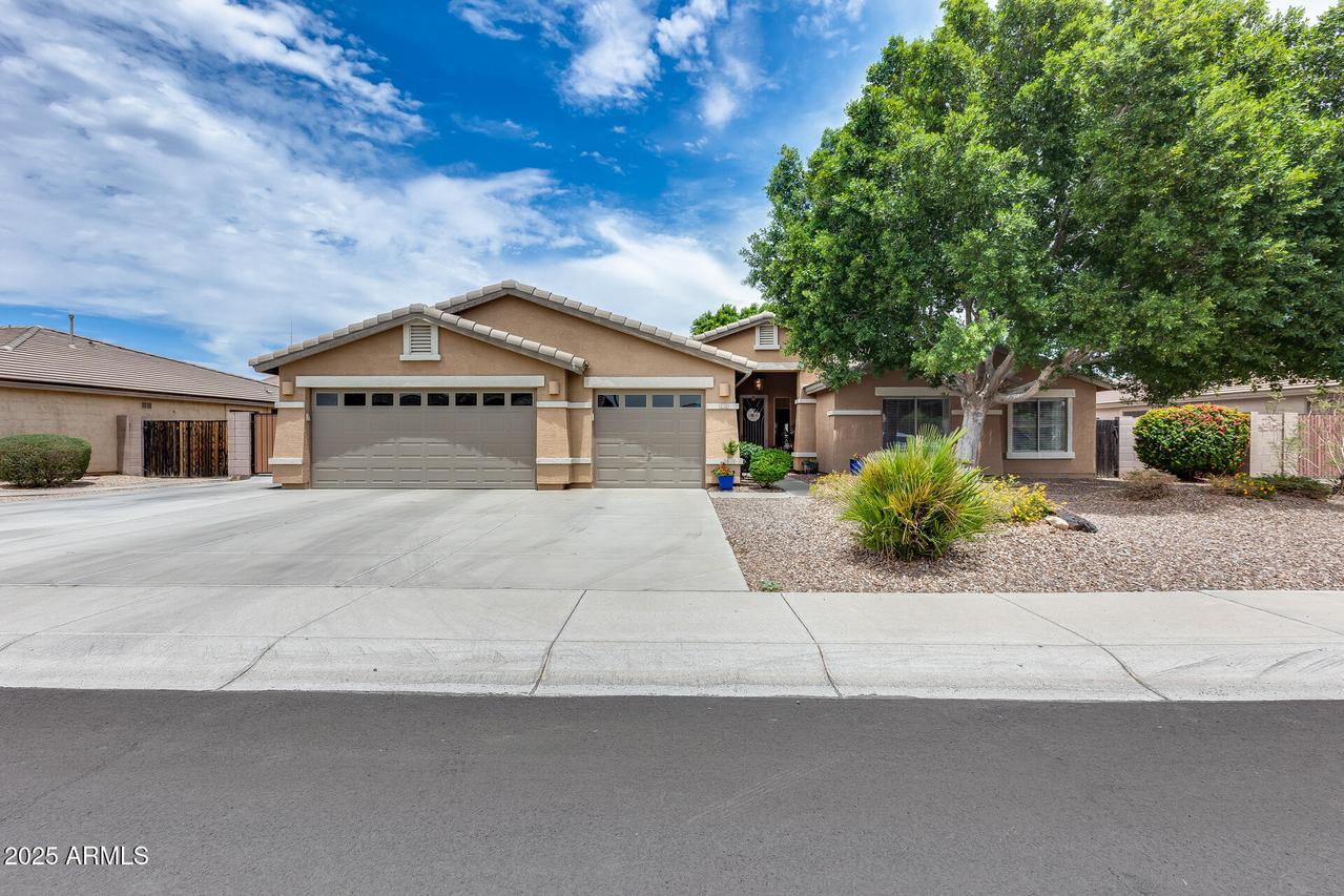 8738 W Runion Dr., Peoria, AZ 85382