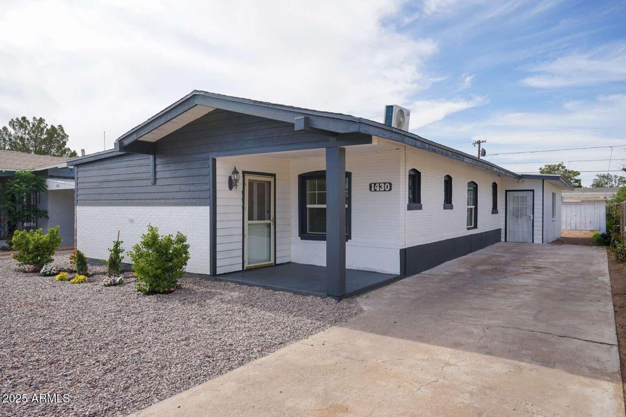 1430 E 11th St., Douglas, AZ 85607