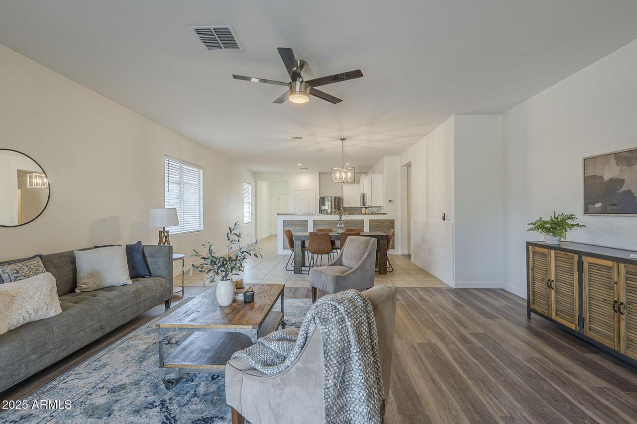 5096 S 245th Dr., Buckeye, AZ 85326