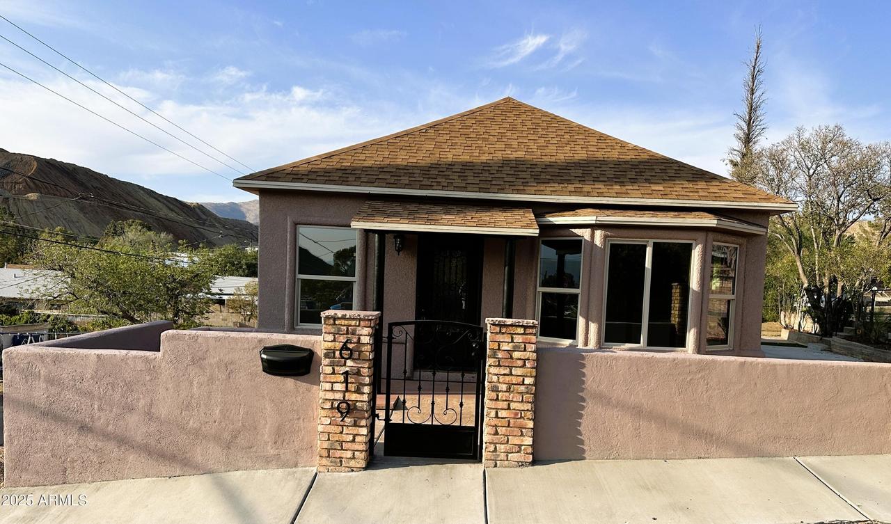 619 Briggs Ave., Bisbee, AZ 85603