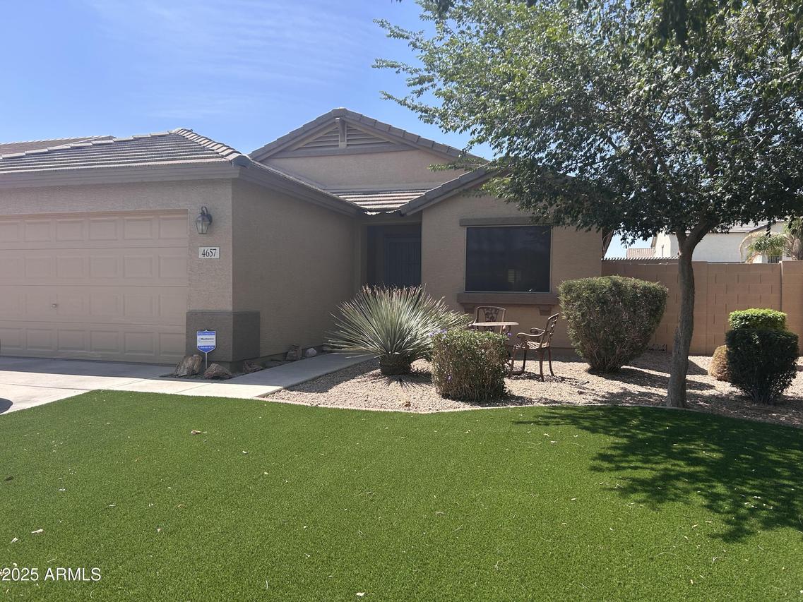 4657 E Del Rio Dr., San Tan Valley, AZ 85140