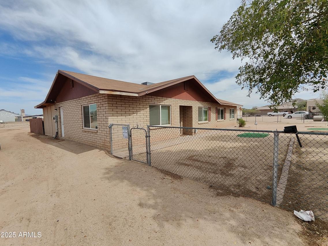 34845 N 3rd St., Phoenix, AZ 85086