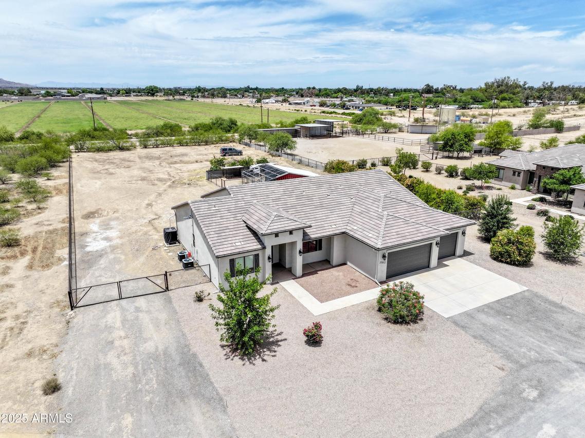 35812 N Calle De Amantes, San Tan Valley, AZ 85140