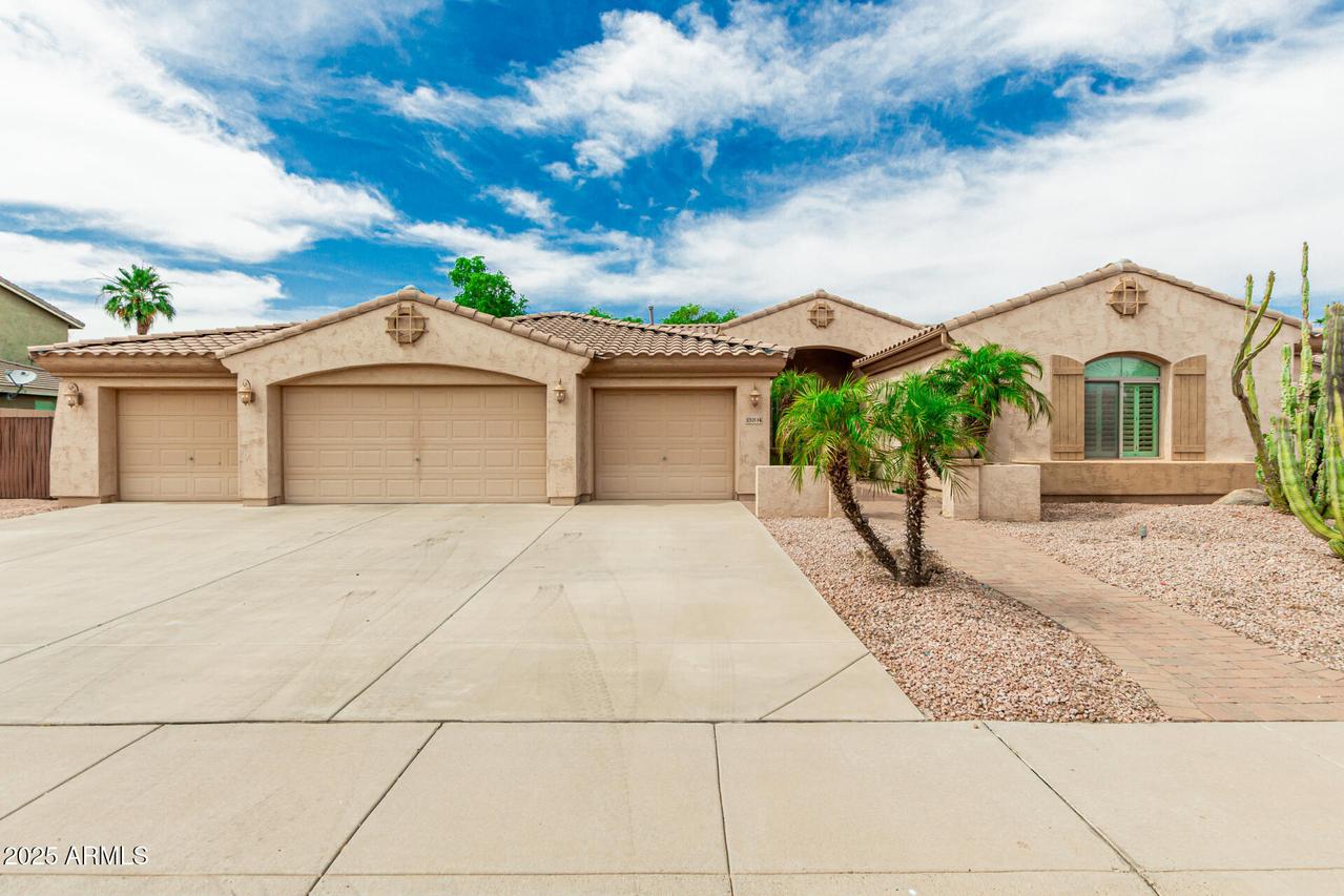 13204 W Palo Verde Dr., Litchfield Park, AZ 85340