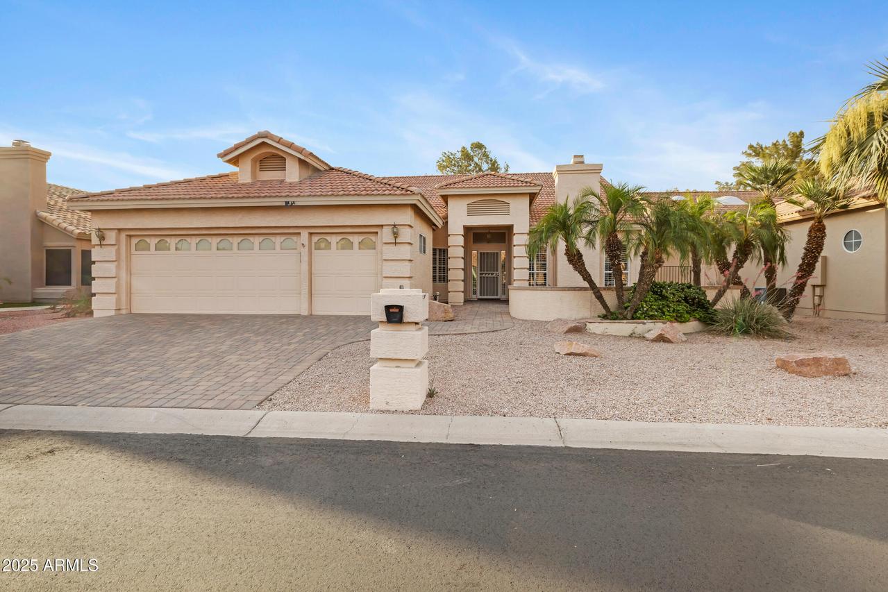 10836 E San Tan Blvd., Sun Lakes, AZ 85248