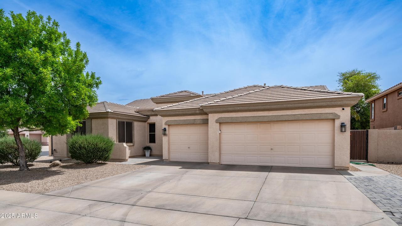 3103 S Benton, Mesa, AZ 85212
