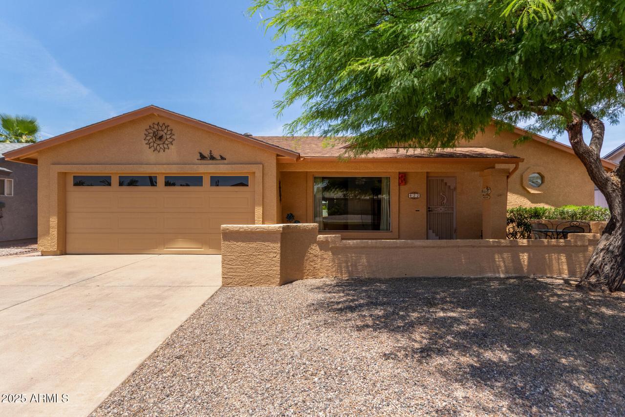 922 S 80th St., Mesa, AZ 85208