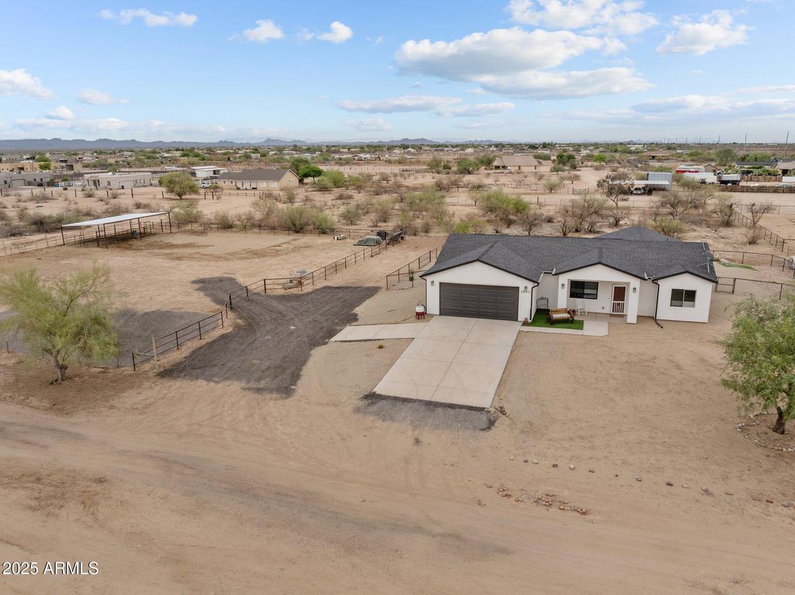 28311 N 253rd Dr., Wittmann, AZ 85361