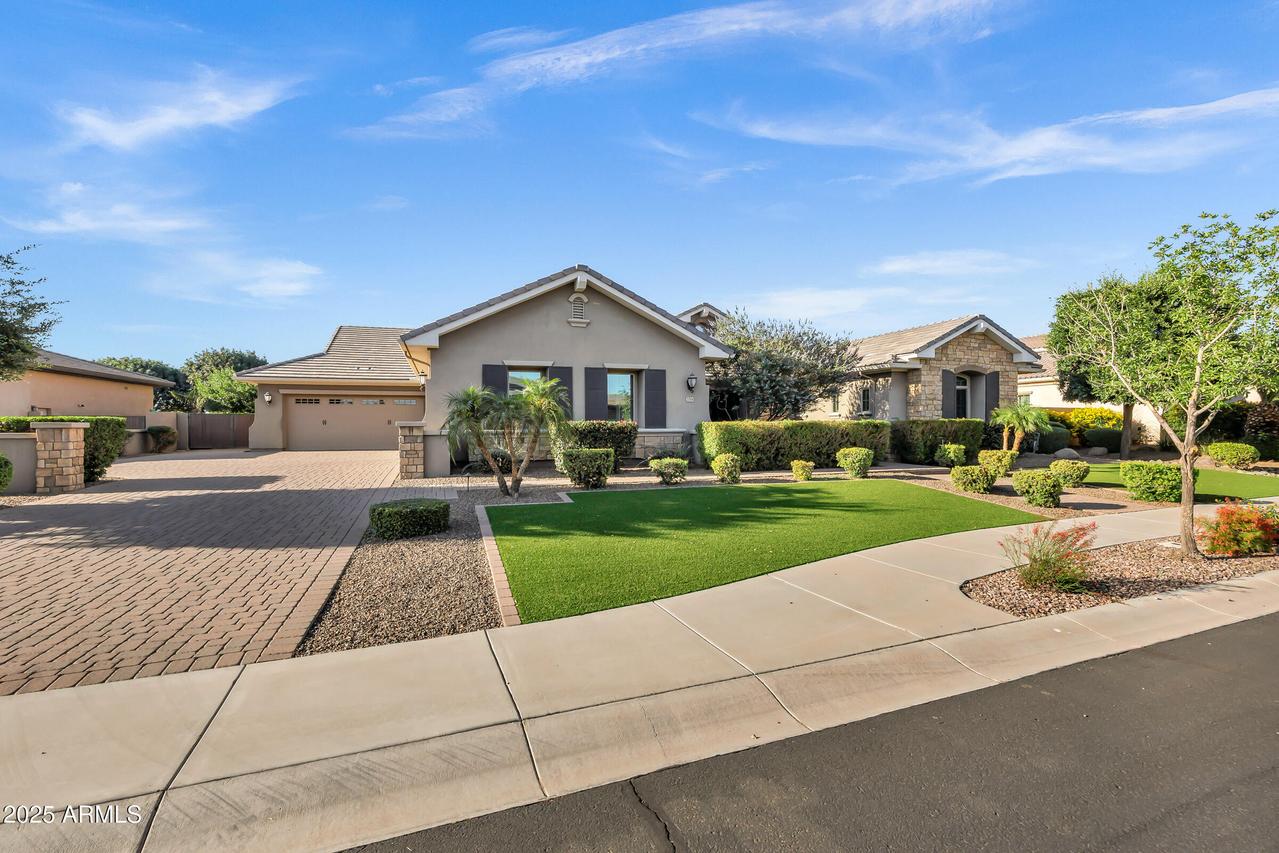 2094 E Aris Dr., Gilbert, AZ 85298
