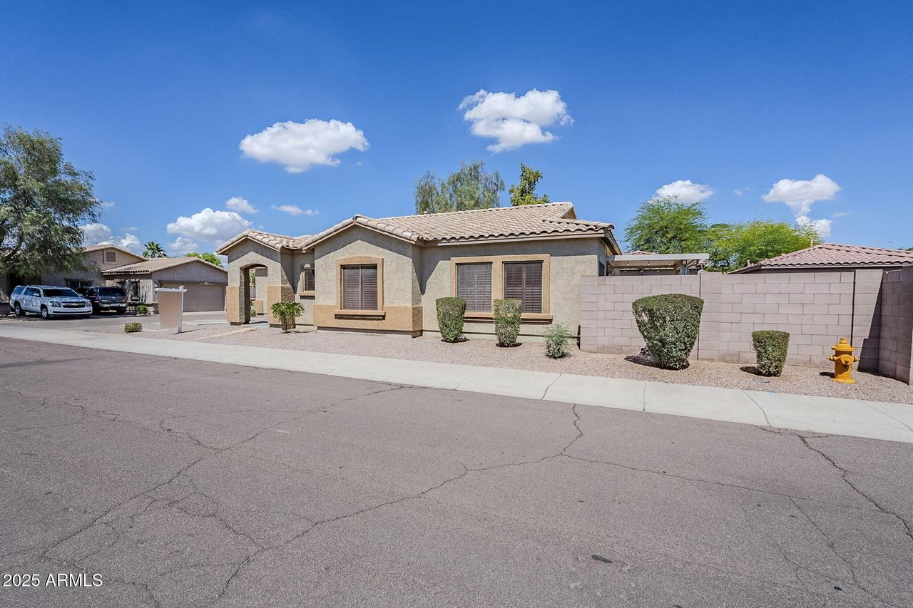 6317 S Kimberlee Way, Chandler, AZ 85249